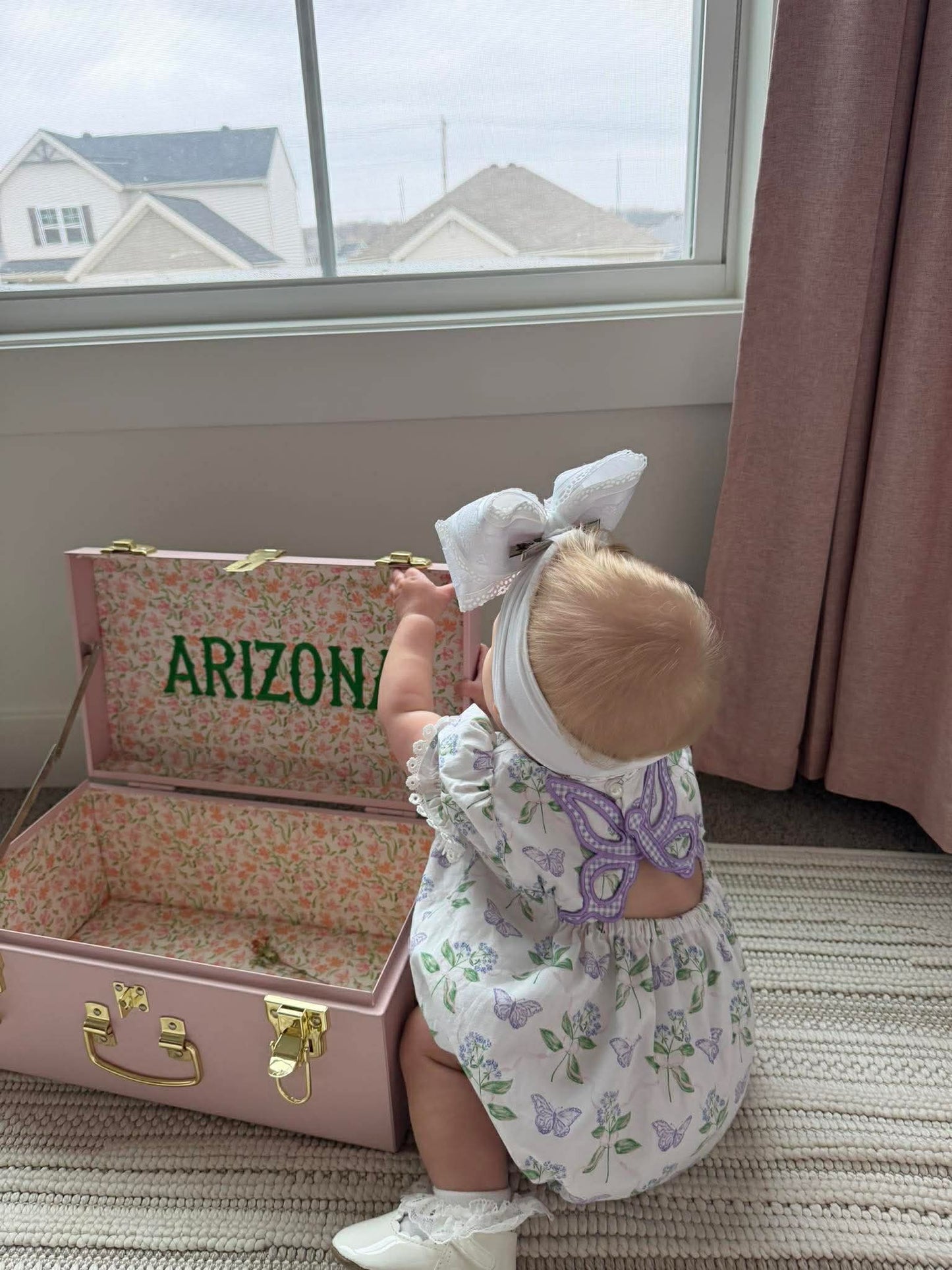 Butterfly Kisses Bubble